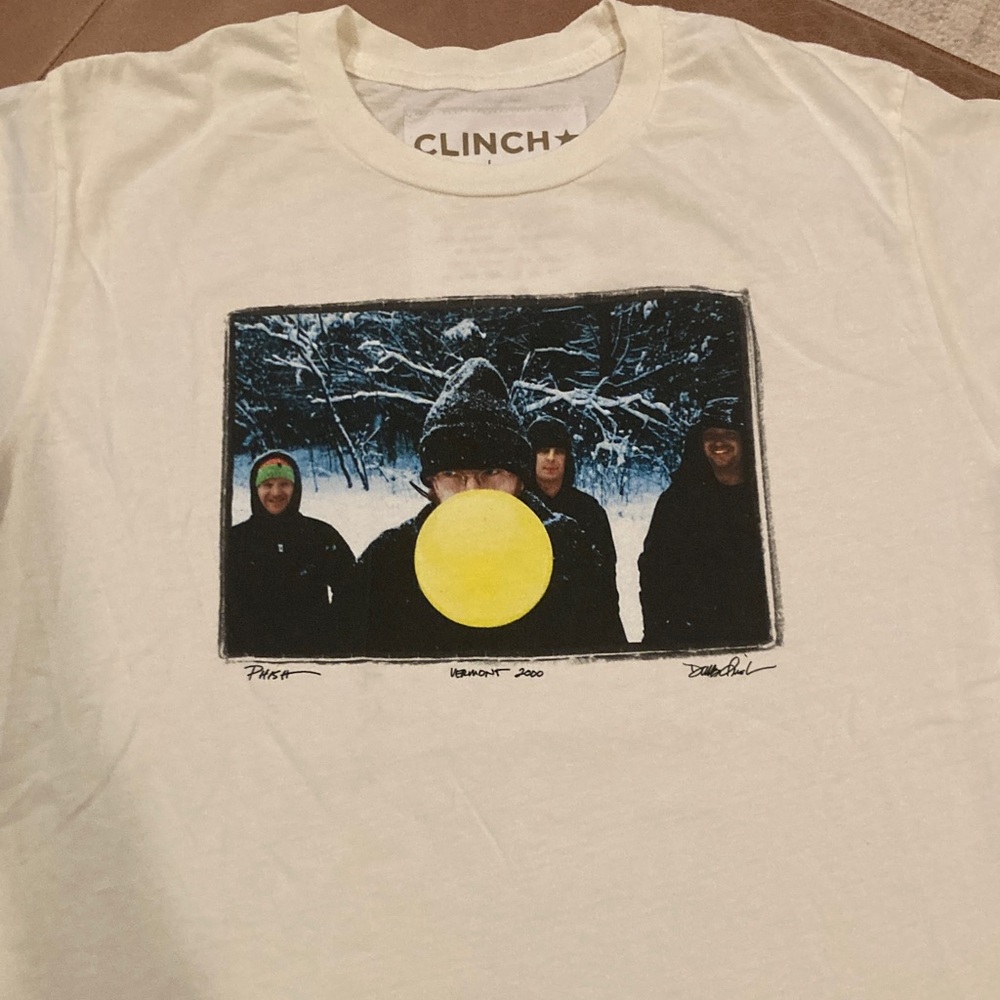 Cinch Phish off White Graphic Tee